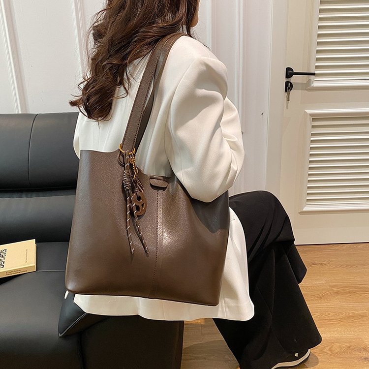 Winter Leather Bags for Ladies